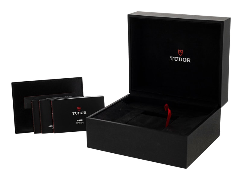 Tudor Black Bay M79230N-0009